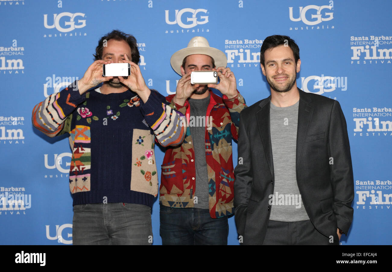 Santa Barbara, Kalifornien USA 30. Januar 2015 Besetzung der danach Autobahnen Revisited, einen Dokumentarfilm über Folk-Sänger-Songwriter, Fuß den roten Teppich auf dem Santa Barbara International Film Festival. Musiker Jonny Fritz, Musiker Robert Ellis und Regisseur Wayne Preis. Stockfoto