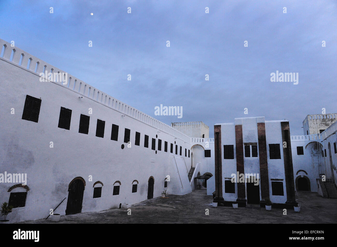 Innerhalb die Festungsmauern von Elmina Salve Castle, wo Sklaven, in Dungeons vor Wesen gehalten wurden, in die neue Welt verschifft. Stockfoto