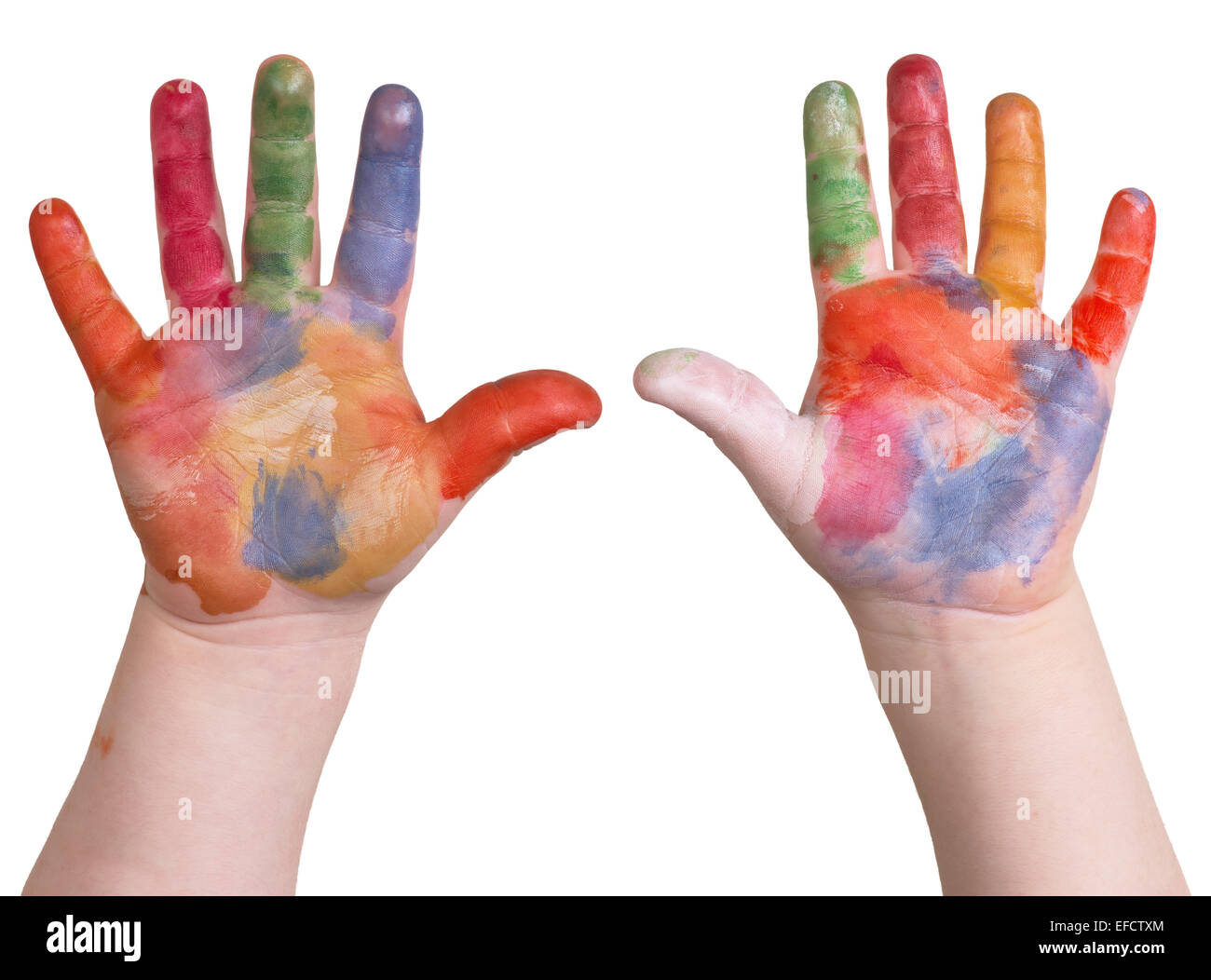 Kind hält sich gemalte Kunst Hände auf einem weißen Hintergrund isoliert. Stockfoto