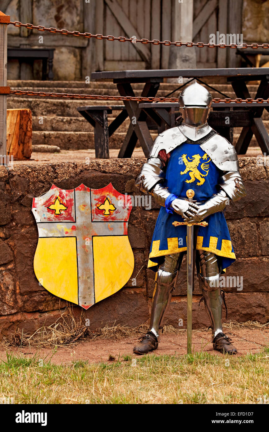 Ballarat, Australien / ein Ritter in schützende Rüstung gekleidet. Kryal Burg ist eine mittelalterliche thematische Vergnügungspark. Stockfoto