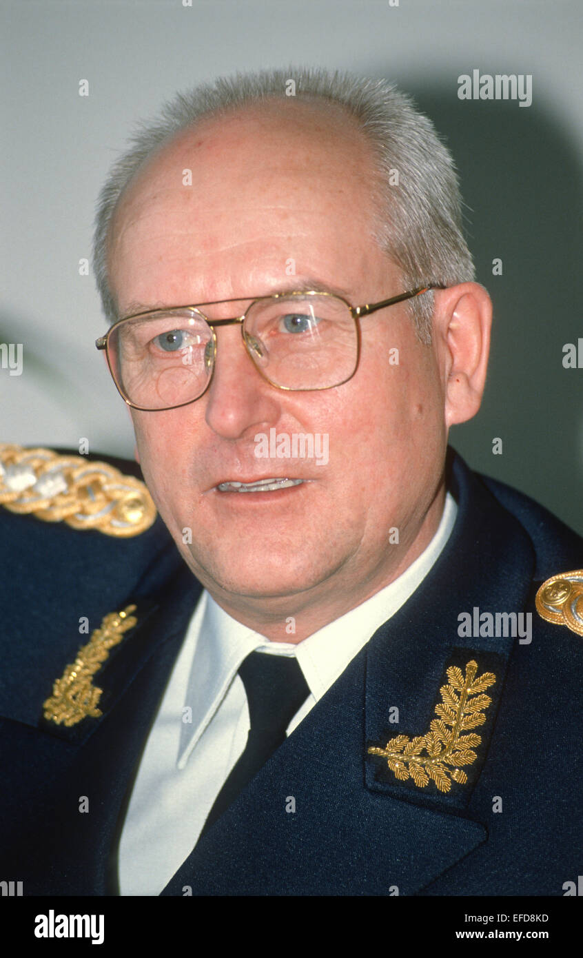 Admiral Theodor Hoffmann, letzten Verteidigungsminister der DDR, Berlin