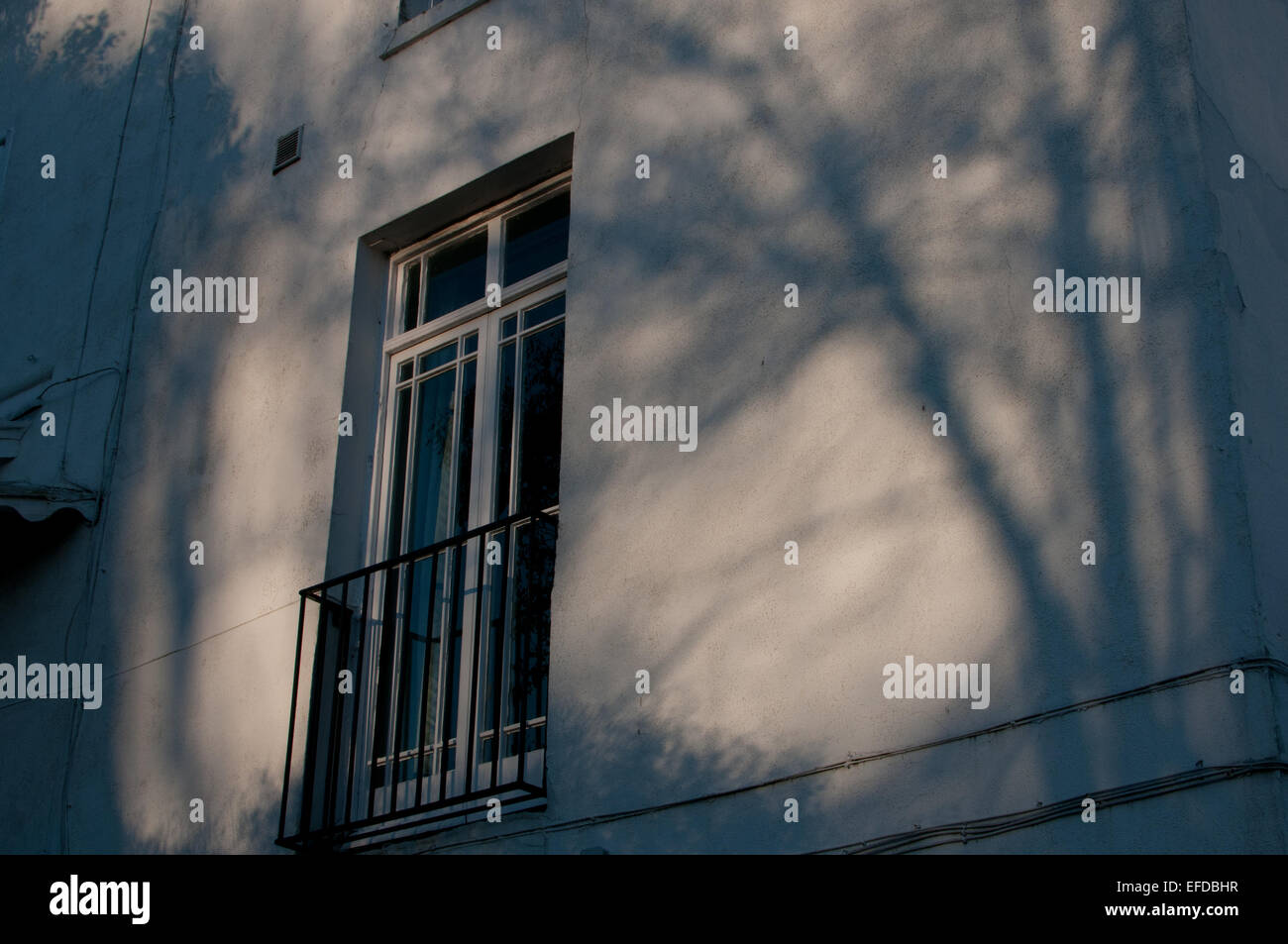 Schatten auf Gebäude Stockfoto