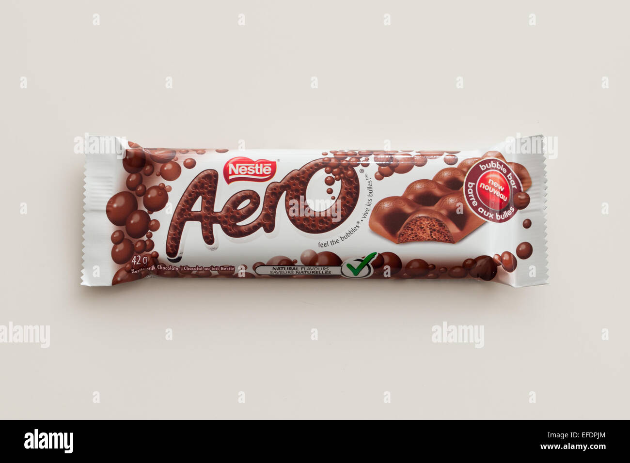 Eine Aero Schokoriegel, produziert von Nestlé.  Kanadische Verpackung gezeigt. Stockfoto