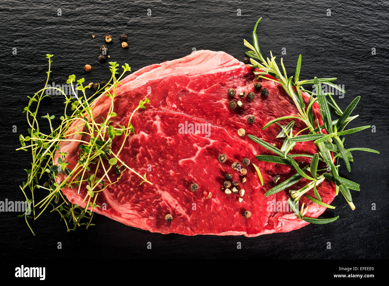 reine rohes Rindfleisch American Beefsteak Steak Bogen Fleisch essen essen Tiere Stück Braten, Grillen, dünsten frische teuer Gründungs Stockfoto