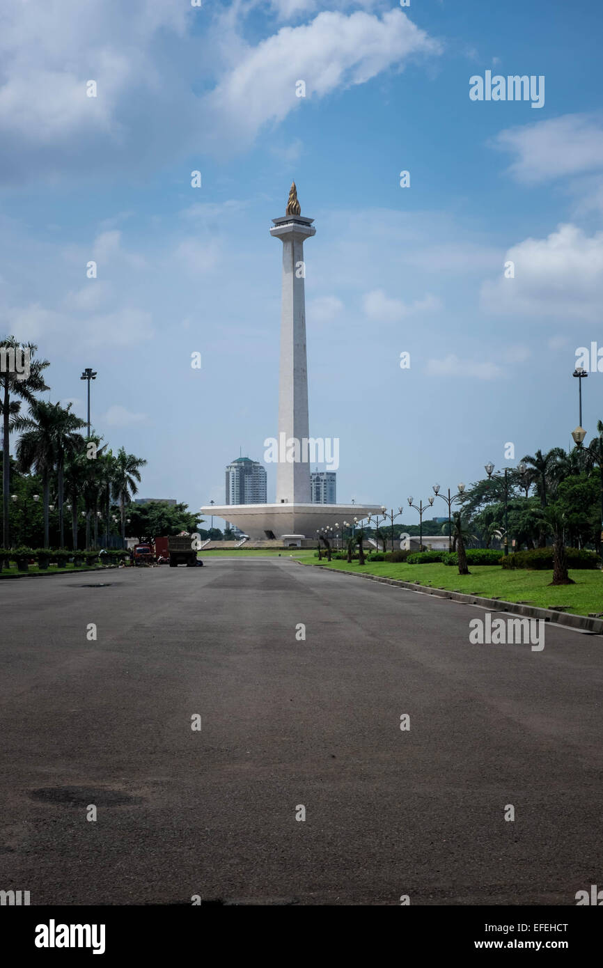 Indonesischen Unabhängigkeits-Denkmal - Turm mit einer goldenen Flamme Stockfoto