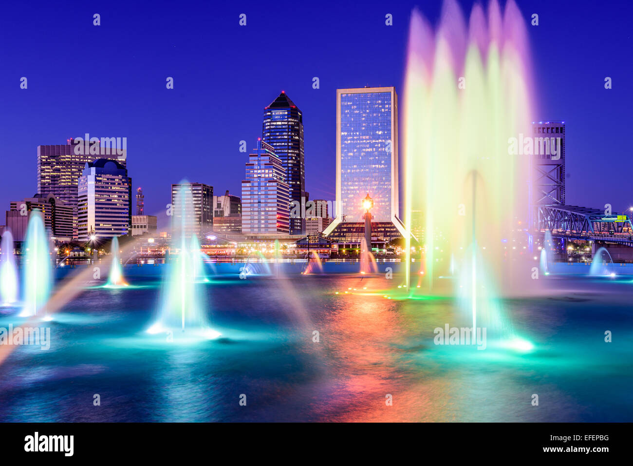 Jacksonville, Florida, USA Skyline am Brunnen. Stockfoto