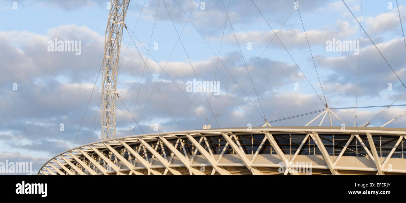 Engen Ernte von der Infrastruktur des Dachs und Bogen in der neuen Wembley Stadion Arena London hautnah Stockfoto