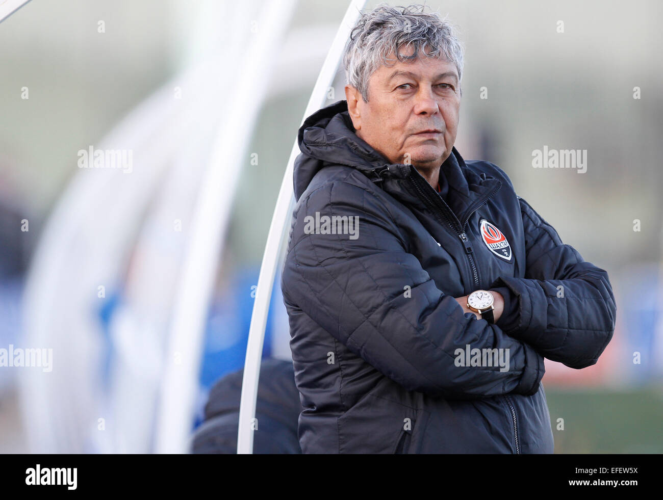 San Pedro del Pinatar, Spanien. 2. Februar 2015. Freundlichen Fußballspiel zwischen FC Shakhtar Donetsk Vs GNK Dinamo Zagreb im Sportzentrum Pinatar Arena. Mircea Lucescu Credit: ABEL F. ROS/Alamy Live-Nachrichten Stockfoto