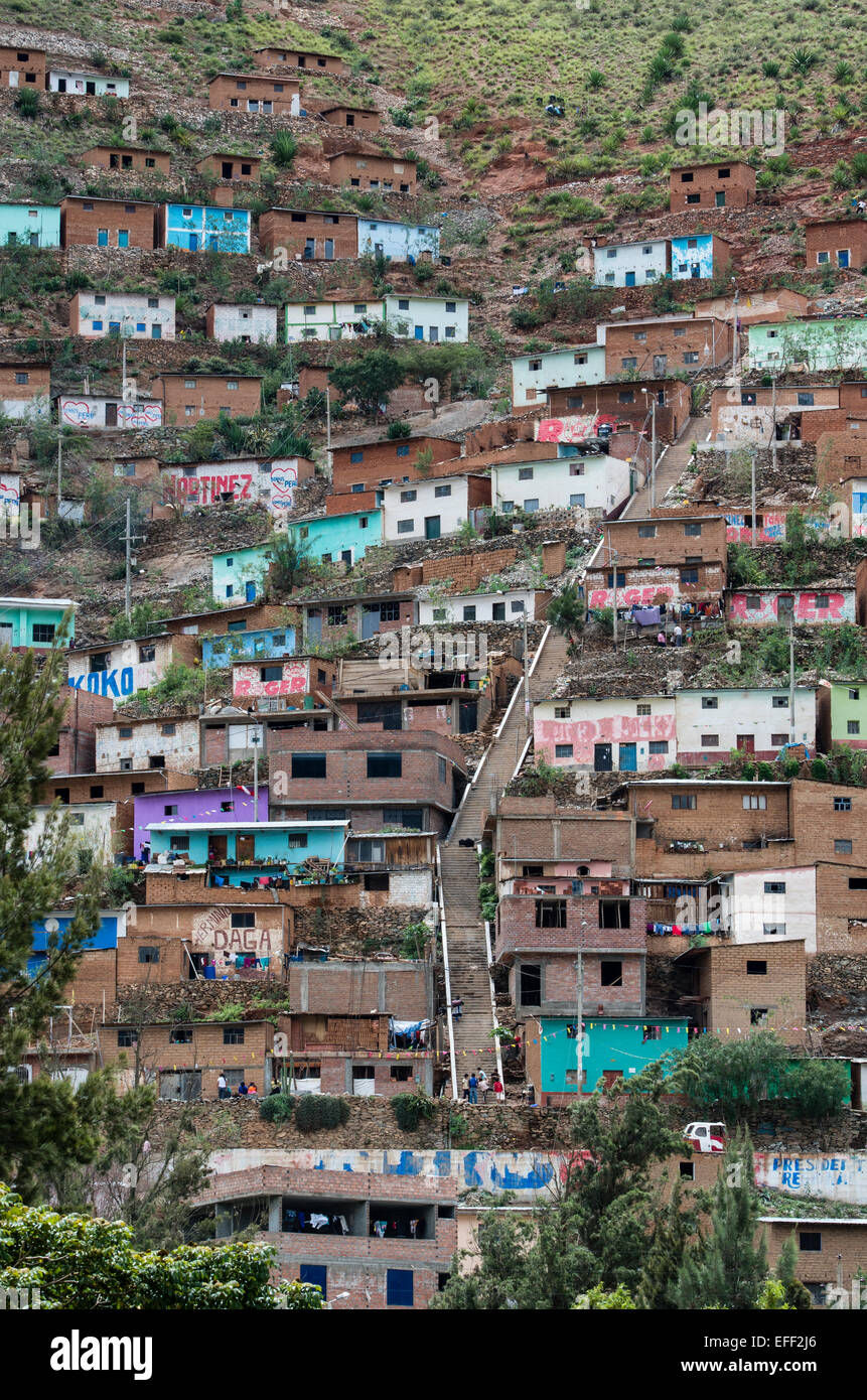 Elendsviertel in eine Stadt. Die Anden. Perú. Stockfoto