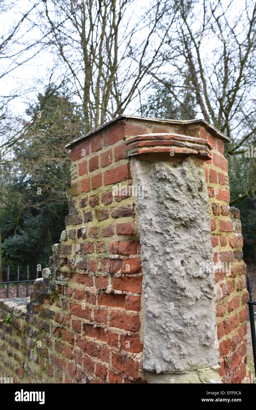 Die einzigen Überreste der alten Palast-Haus gebaut aus den Trümmern des alten Palastes in der späten 1660s in Theobalds, Cheshunt, Herts Stockfoto