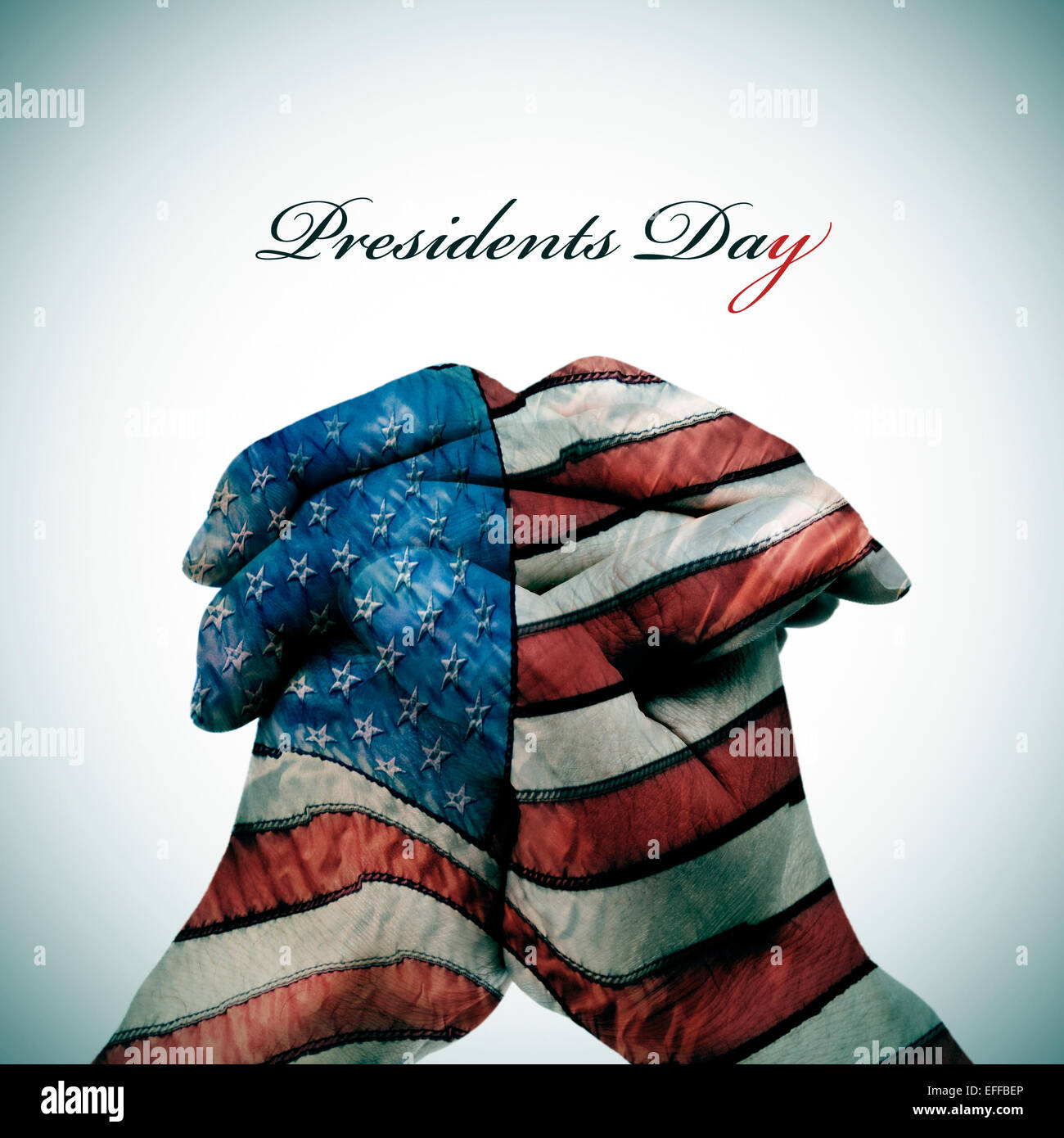 der Text Presidents Day und Mann gefalteten Händen gemustert mit der Flagge der Vereinigten Staaten Stockfoto