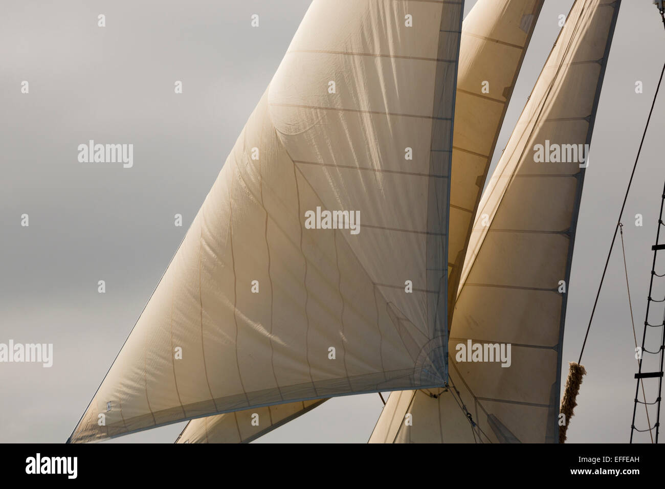 Segel und Takelage Großsegler Falmouth; UK Stockfoto