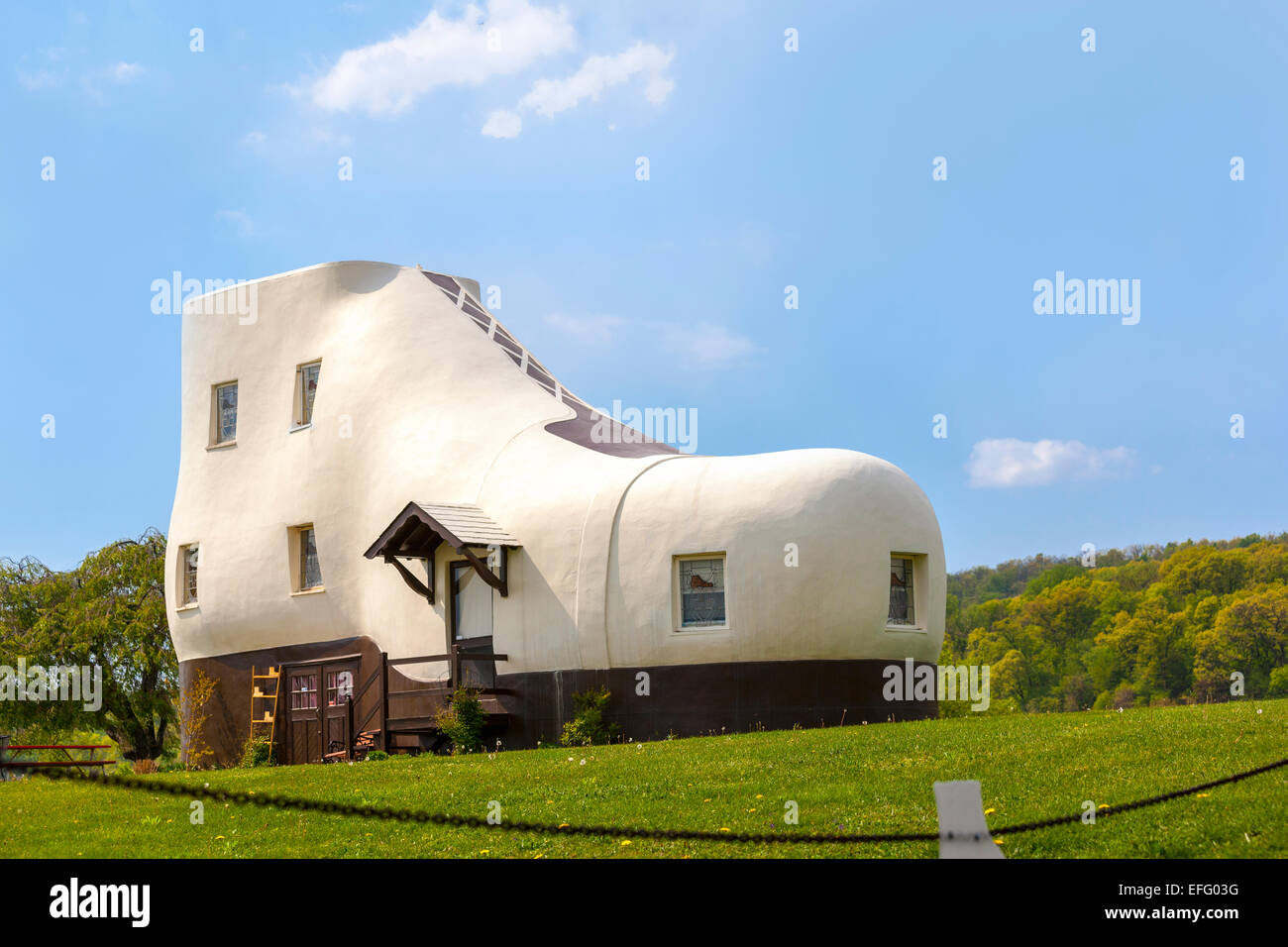 Haines Schuhhaus in Hellam Pennsylvania. Am Straßenrand Attraktion Neuheit Gebäude modelliert nach einem Arbeitsstiefel. Stockfoto