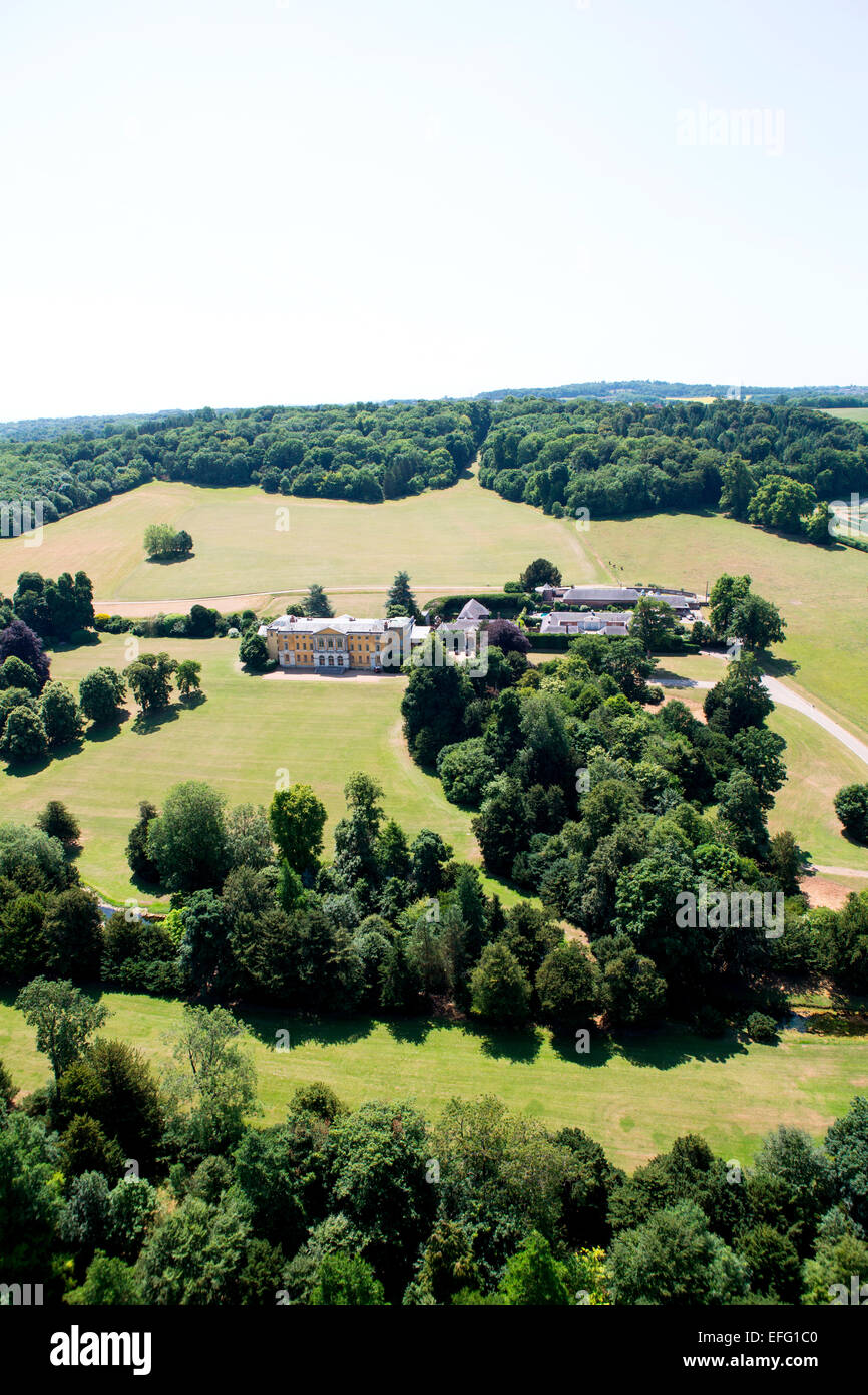 Luftaufnahme von West Wycombe Park und Herrenhaus in ländlichen Landschaft, Buckinghamshire, England Stockfoto