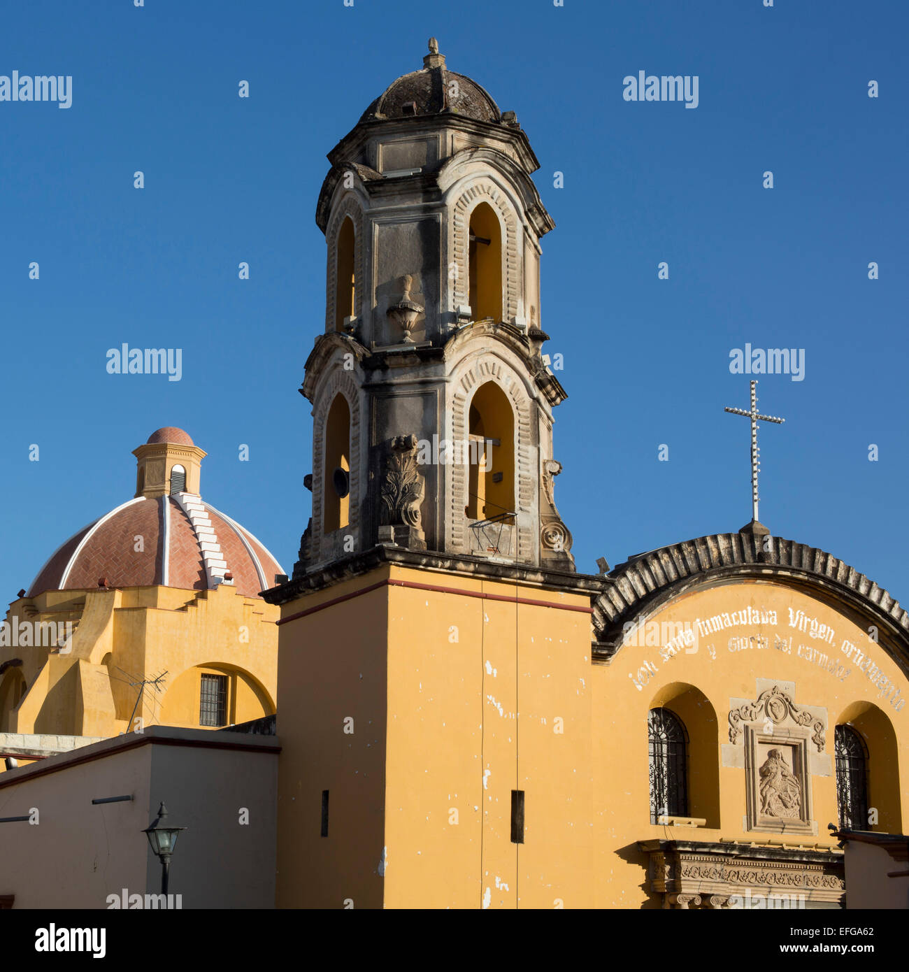 Oaxaca, Mexiko - Carmen de Abajo katholische Kirche. Stockfoto