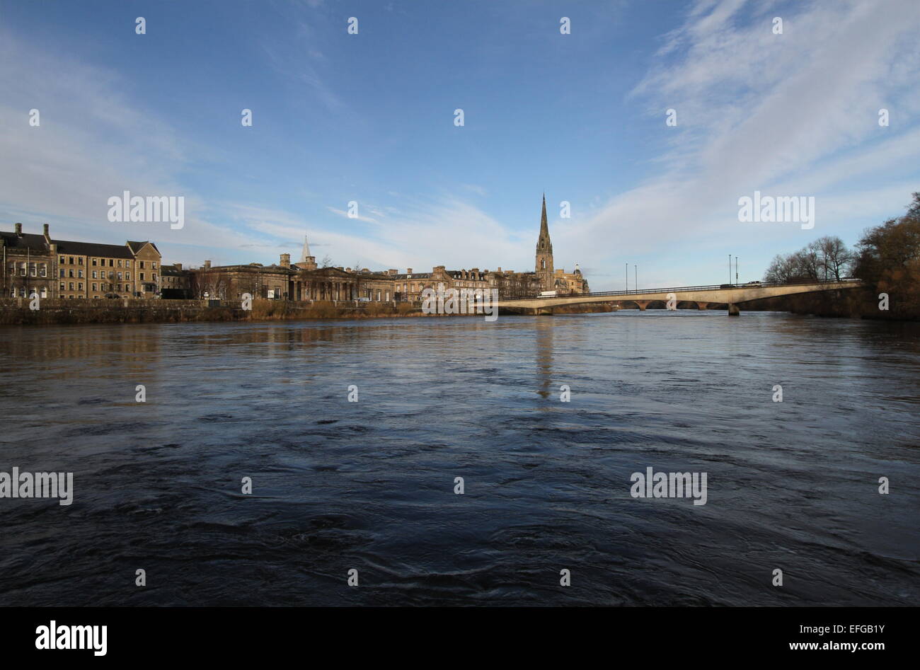Perth-Waterfront und River Tay Schottland Januar 2015 Stockfoto