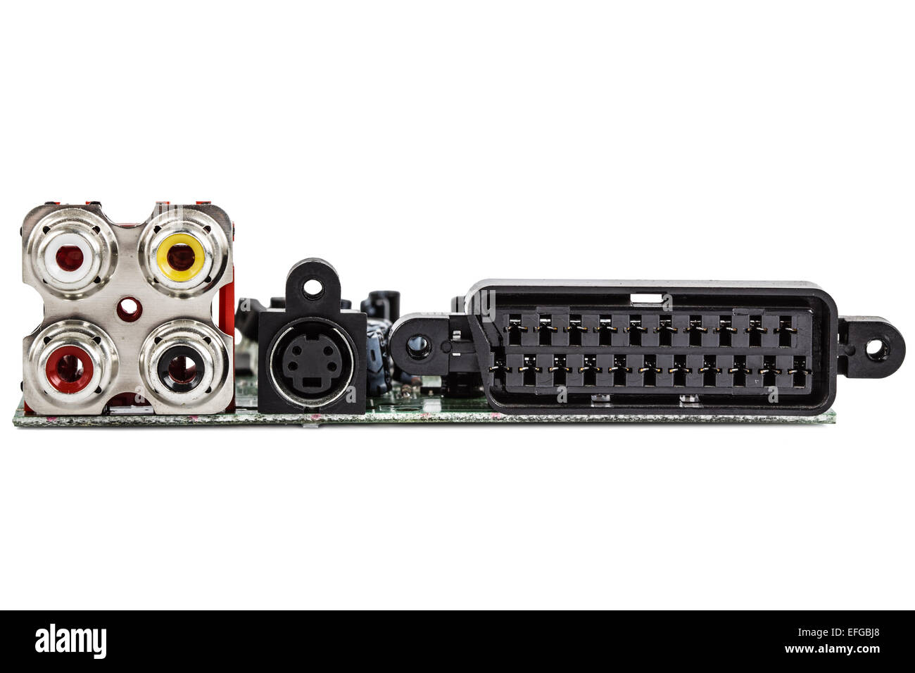 Elektronikplatine mit Audio- und Videoverbindungen, isoliert auf weißem Hintergrund Stockfoto