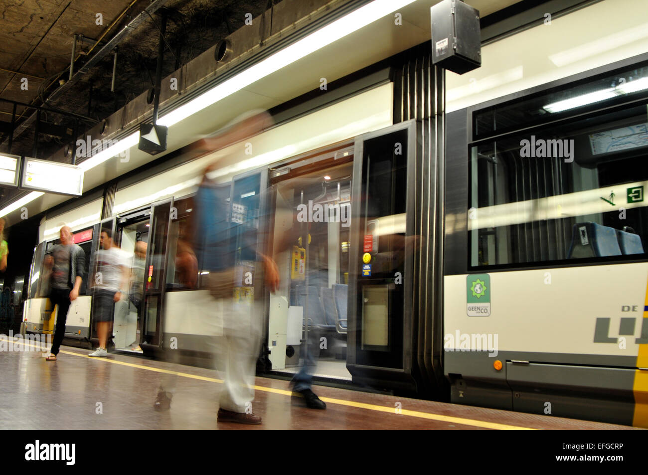 Belgien, Flandern, Antwerpen, U-Bahn Bahnhof Stockfoto