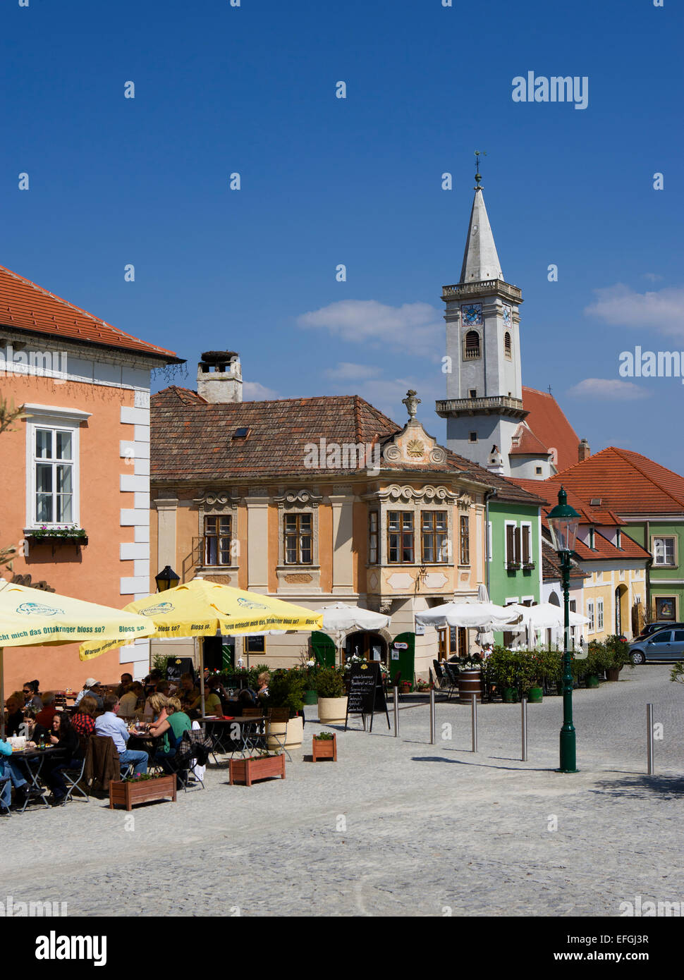 Rathausplatz und katholische Pfarrkirche, Rust am Neusiedler See ...