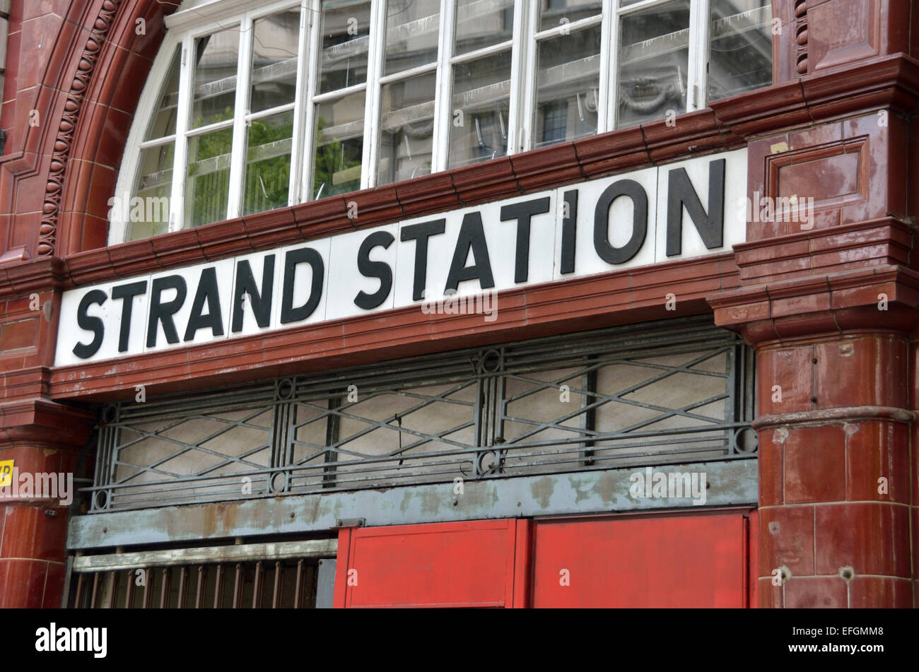 Die ehemalige Strand u-Bahnstation (jetzt geschlossen), London, UK Stockfoto