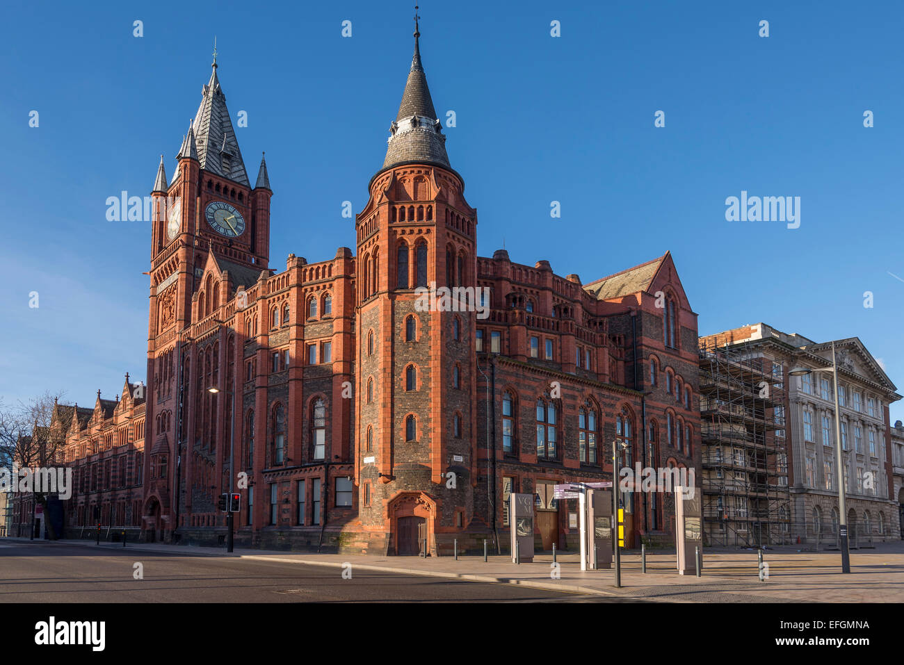 Das Hauptgebäude der Universität Liverpool. RedBrick. Am Brownlow Hill. Stockfoto