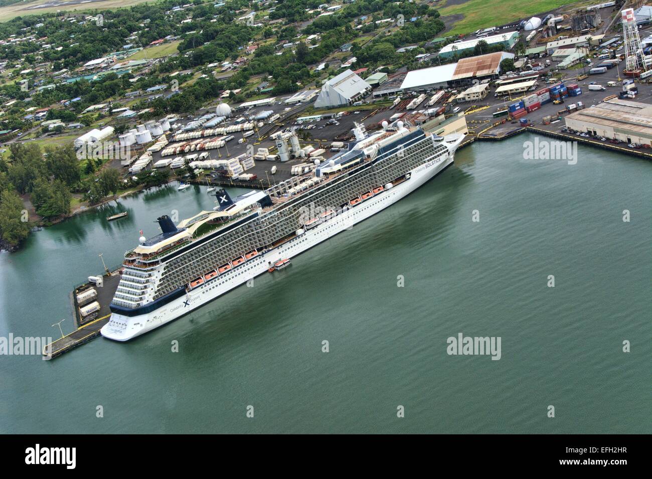 Celebrity Solstice angedockt an Hilo auf Hawaii Stockfoto