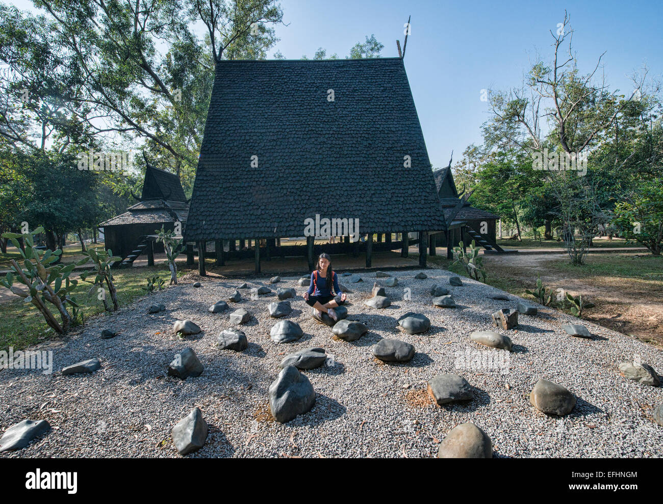 Steingarten am Baan-Damm, das Black House Tempel und Museum in Chiang Rai, Thailand Stockfoto