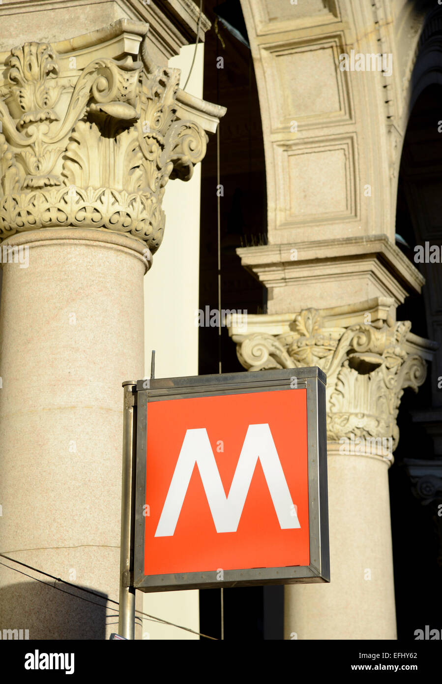 U-Bahn-Schild, Italien Stockfoto