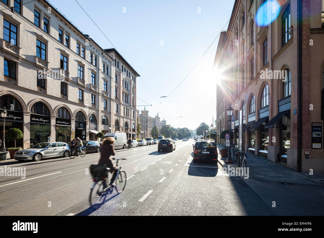 Maximilianstrasse münchen -Fotos und -Bildmaterial in hoher Auflösung ...