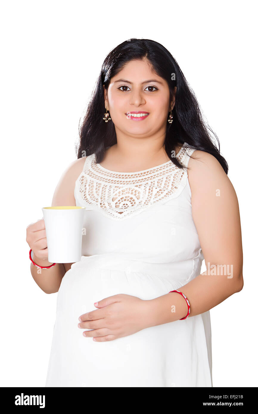 1 indische Schwangerschaft Frau trinken Kaffee Stockfoto