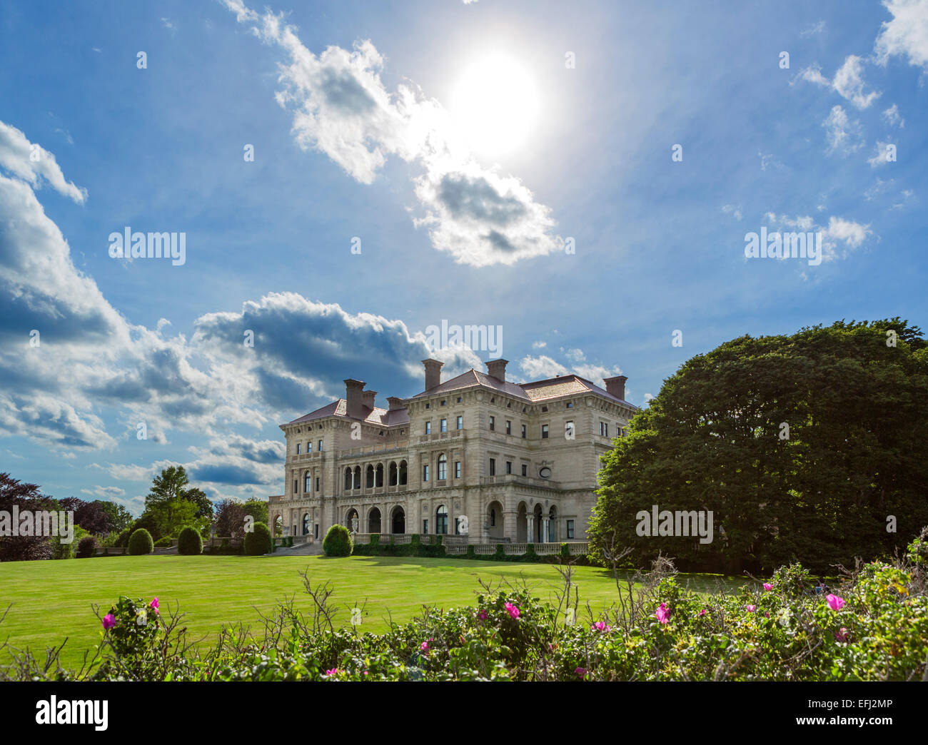 Das Breakers, historischen Herrenhaus und Sommer Haus von Cornelius Vanderbilt II, Newport, Rhode Island, USA Stockfoto