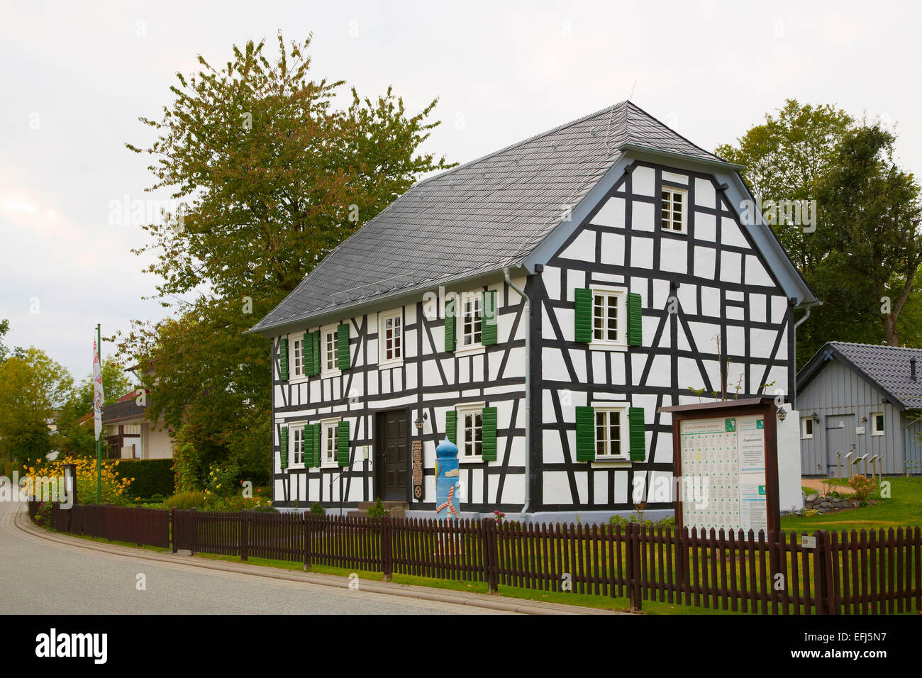 Raiffeisenhaus, Friedrich Wilhelm Raiffeisen (1818-1888), Gründer der Brodverein 1846-47, Flammersfeld, Westerwald, Rheinland Stockfoto