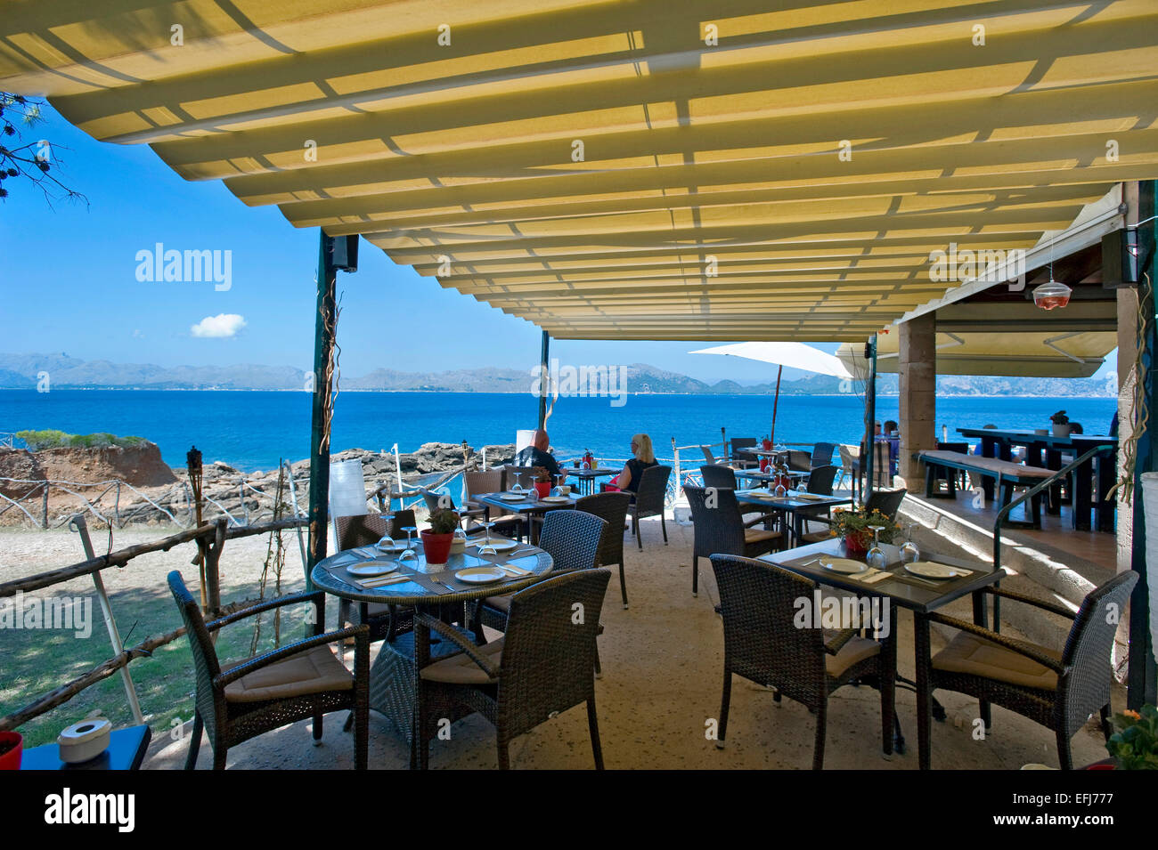 Restaurant, Playa de S'Illot, Bonaire, Mallorca, Balearen, Spanien Stockfoto