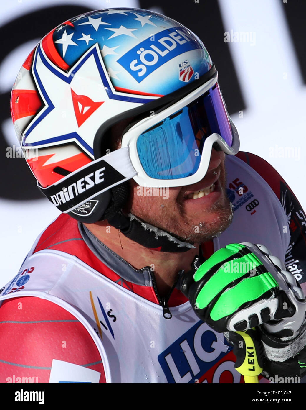 Beaver Creek, Colorado, USA. 5. Februar 2015. Bode Miller USA reagiert nach einem Sturz im Super-G der Herren bei der alpinen Ski-Weltmeisterschaften in Vail - Beaver Creek, Colorado, USA, 5. Februar 2015. Bildnachweis: Dpa picture Alliance/Alamy Live News Stockfoto