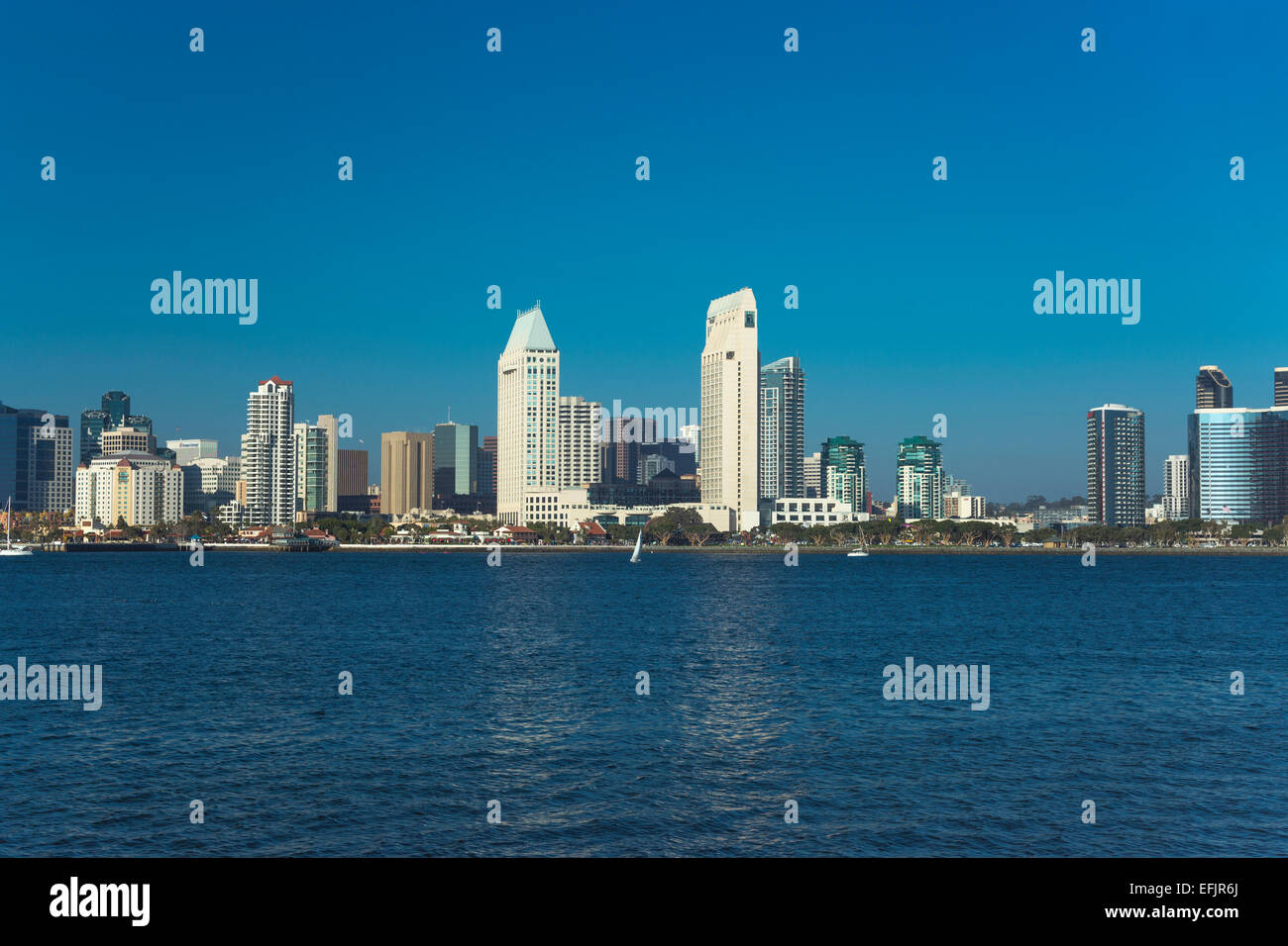 SKYLINE DER INNENSTADT HAFEN SEITE STADT VOM CENTENNIAL PARK SAN DIEGO KALIFORNIEN USA Stockfoto