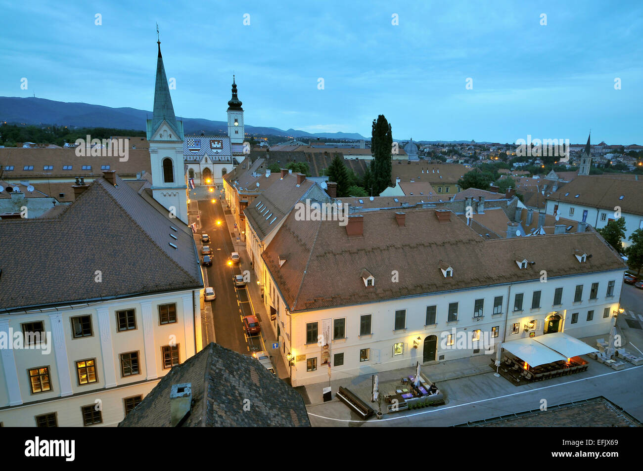 Blick aus dem alten Turm in Richtung Oberstadt, Zagreb, Kroatien Stockfoto