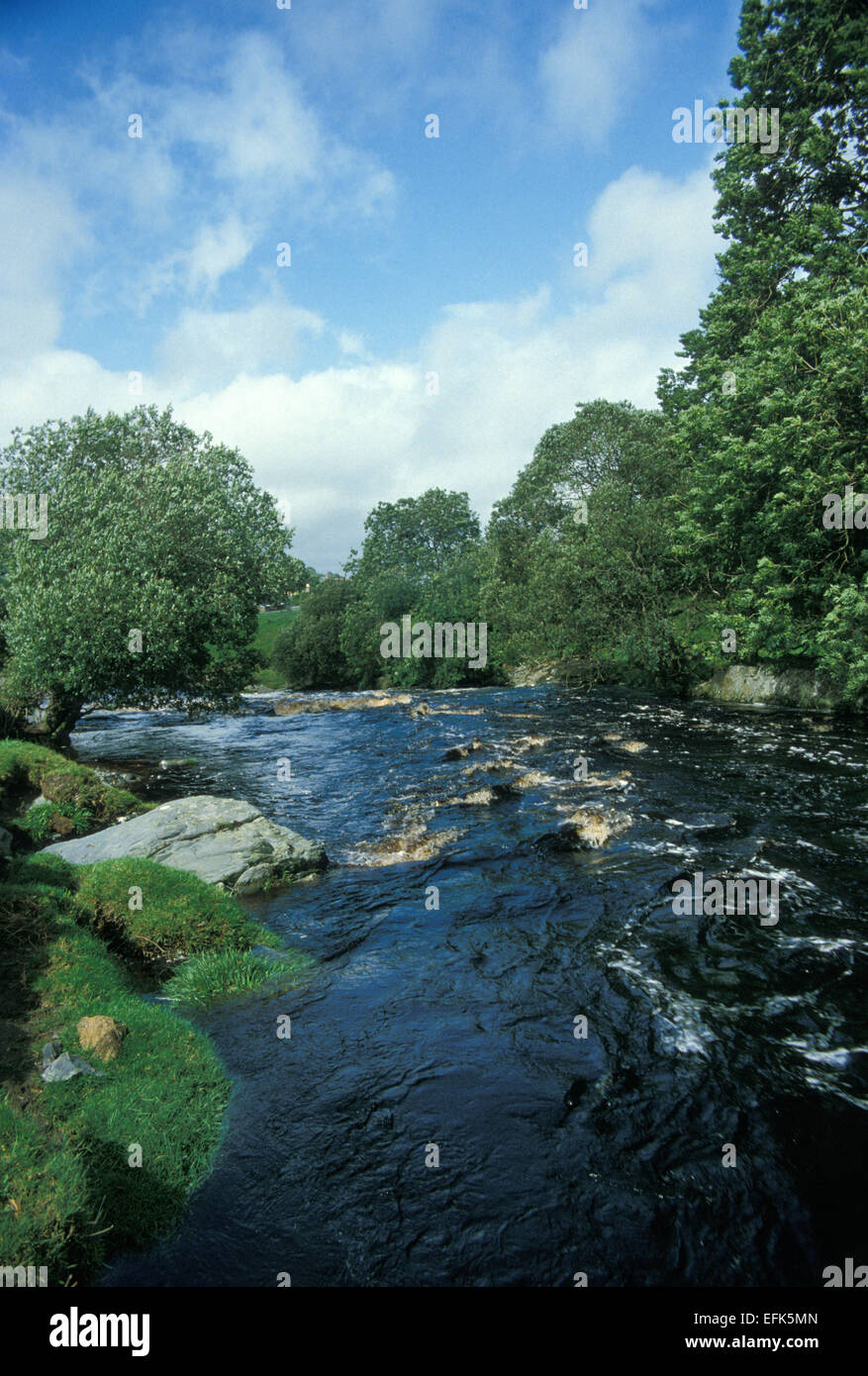 Der Fluss Conway über Ysbyty Ifan Gwynedd Wales UK ca. 1985 Stockfoto