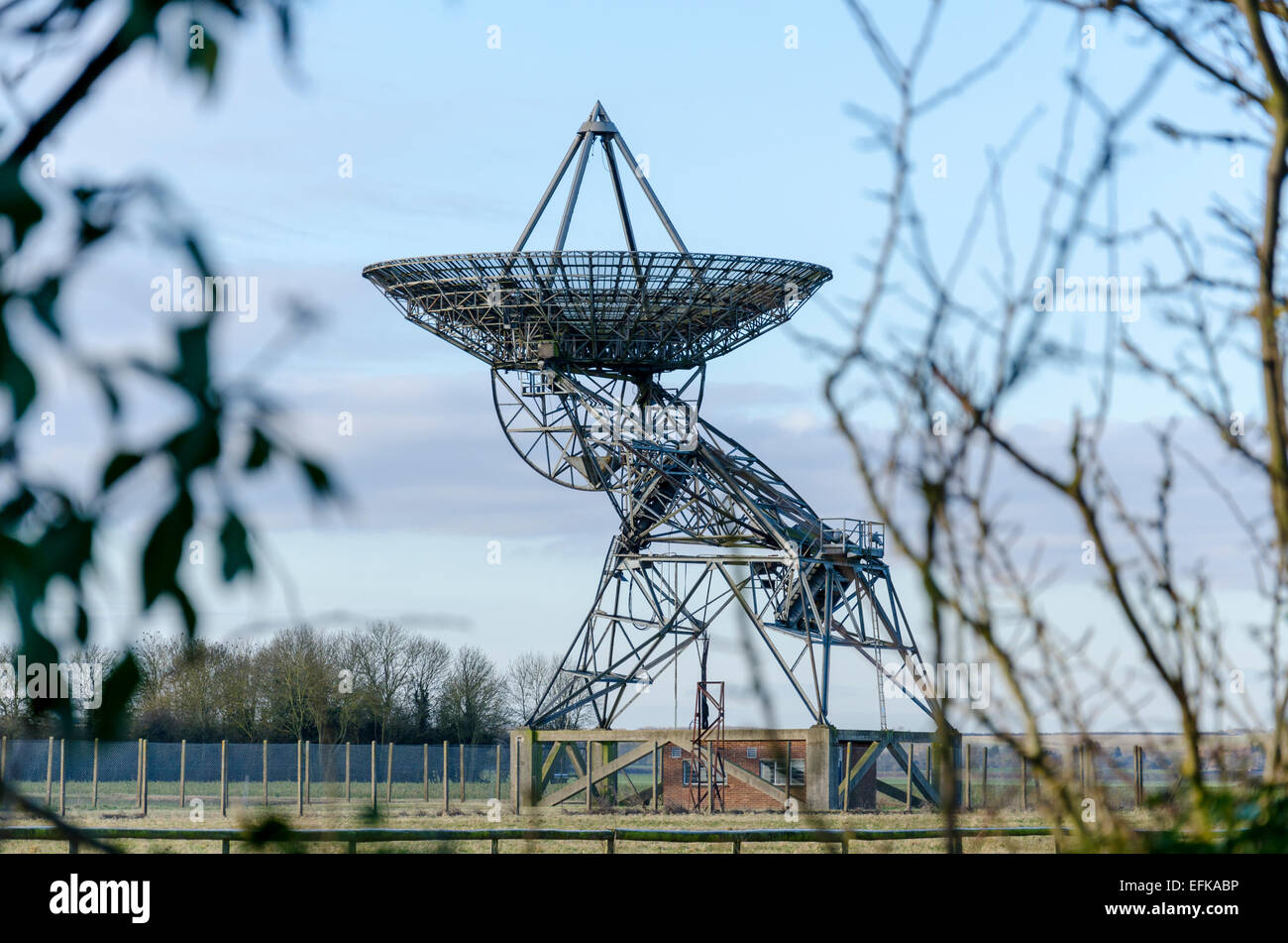 Eine Antenne von einer Meile-Teleskop am des Radio Astronomy Observatory Radioteleskope, Cambridge Stockfoto