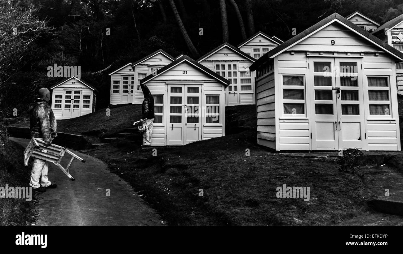 Chalet-Stil Strandhütten in Alum Chine, Poole, Bournemouth, Dorset, Großbritannien Stockfoto