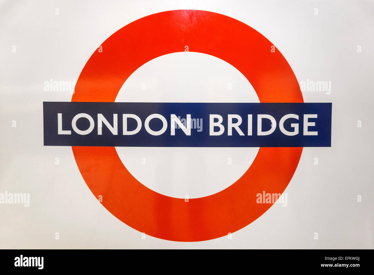 London Bridge, Metro Zeichen, London, Vereinigtes Königreich Stockfoto