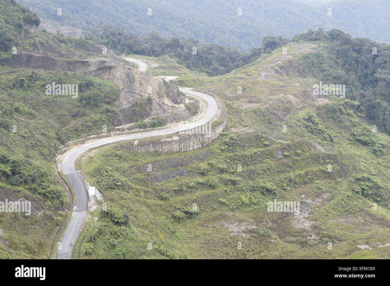 kurvenreiche Bergstrasse nach Genting Highlands, Malaysia Stockfoto