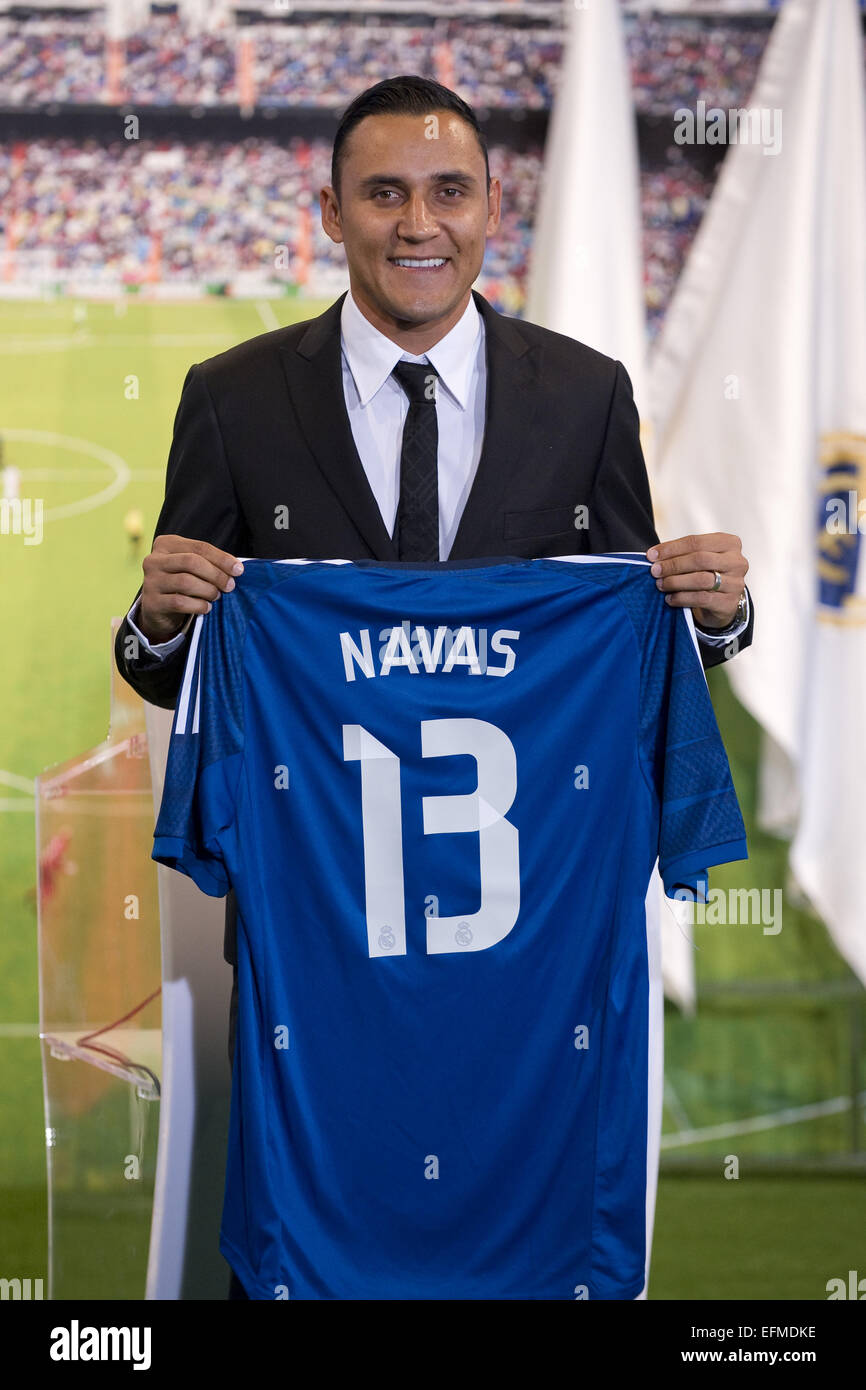 Keylor Navas bei seiner Enthüllung als ein neuer Spieler von Real Madrid im Santaigo Bernabeu Stadion in Madrid, Spanien-Featuring: Keylor Navas wo: Madrid, Spanien: 5. August 2014 Stockfoto