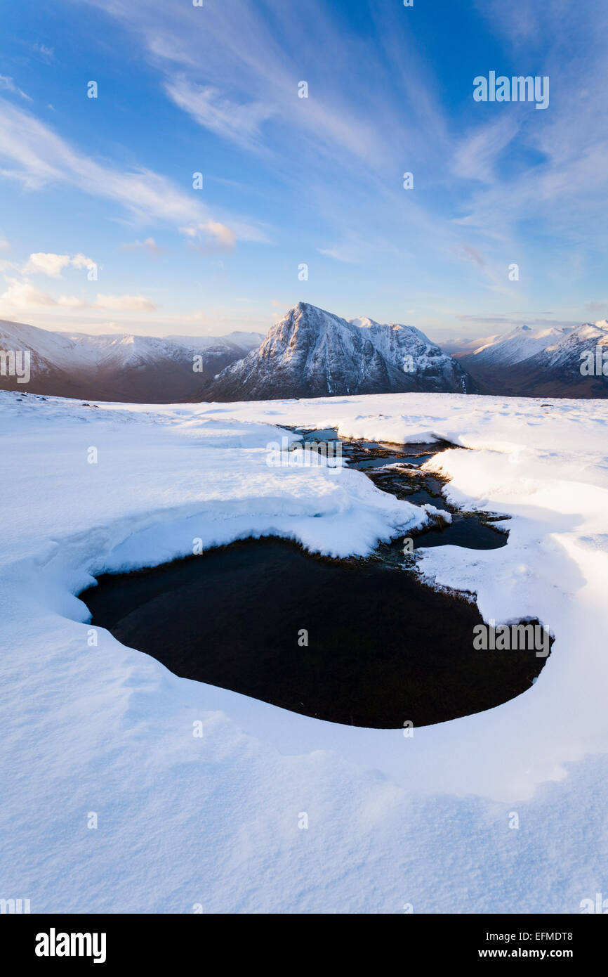 Den gefrorenen Sumpf auf Beinn a'Chrulaiste in der Nähe von Glencoe. Stockfoto