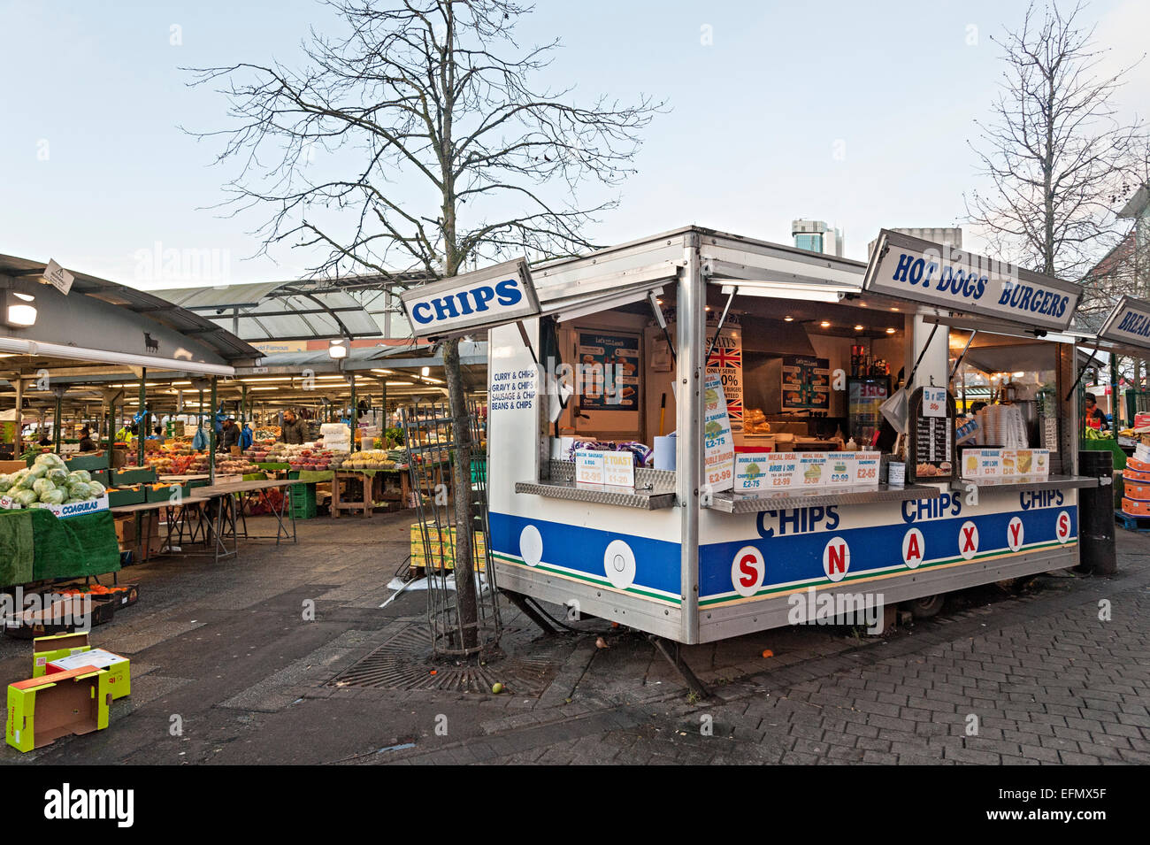 Stierkampfarena Open-Air-Obst und Gemüse Markt Einkaufszentrum birmingham Stockfoto