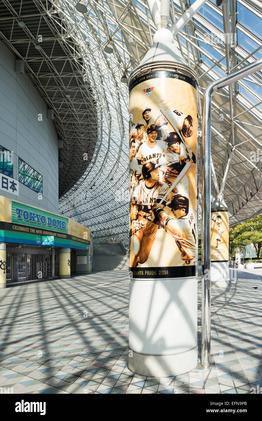 Tokio-Riesen Poster im Tokyo Dome, Tokio, Japan Stockfoto