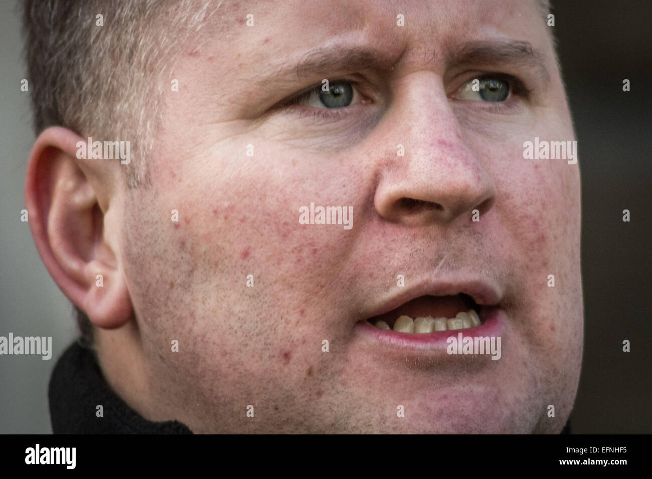 London, UK. 8. Februar 2015. Britain First Gruppe Counter Protest muslimische Demonstration Credit: Guy Corbishley/Alamy Live News Stockfoto