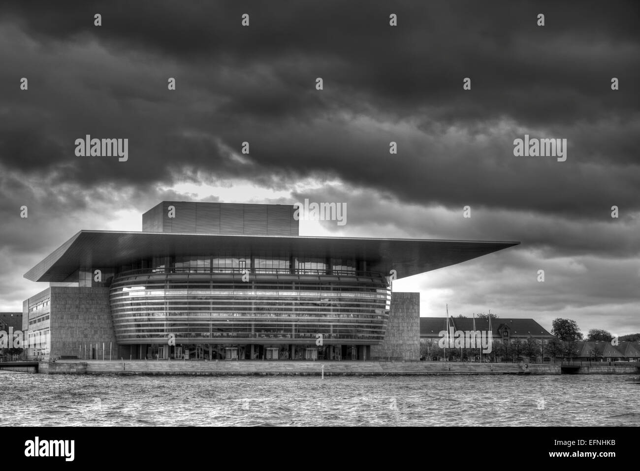 Kopenhagen-Opernhaus an einem stürmischen Nachmittag Stockfoto