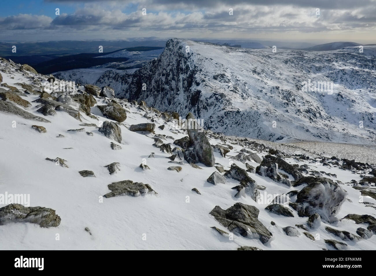 Cadir Idris im Winter im Schnee Stockfoto
