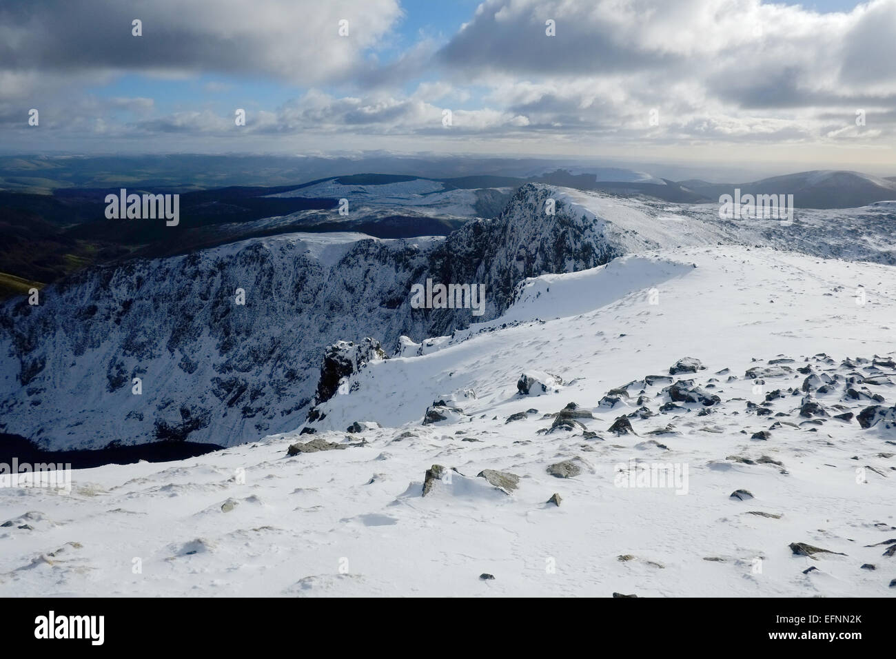 Cadir Idris im Winter im Schnee Stockfoto
