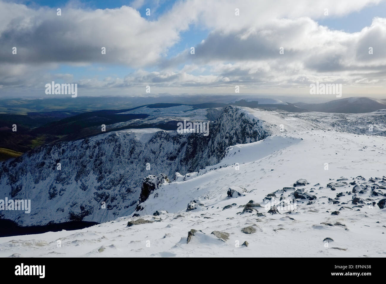 Cadir Idris im Winter im Schnee Stockfoto